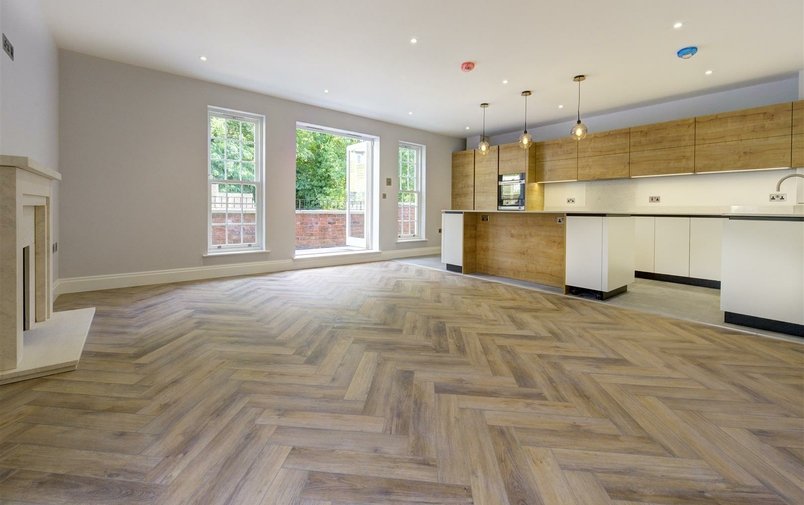 Flat for sale in West Heath Road, Hampstead