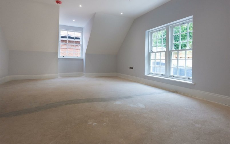 Flat for sale in West Heath Road, Hampstead