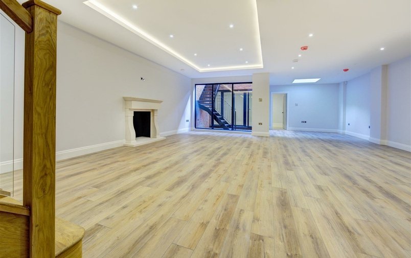 Flat for sale in West Heath Road, Hampstead