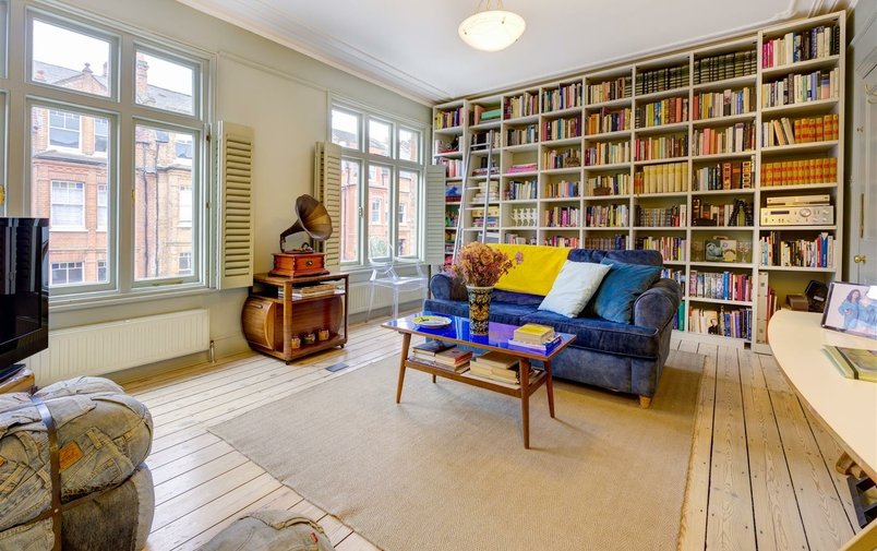 House for sale in Lisburne Road, Hampstead