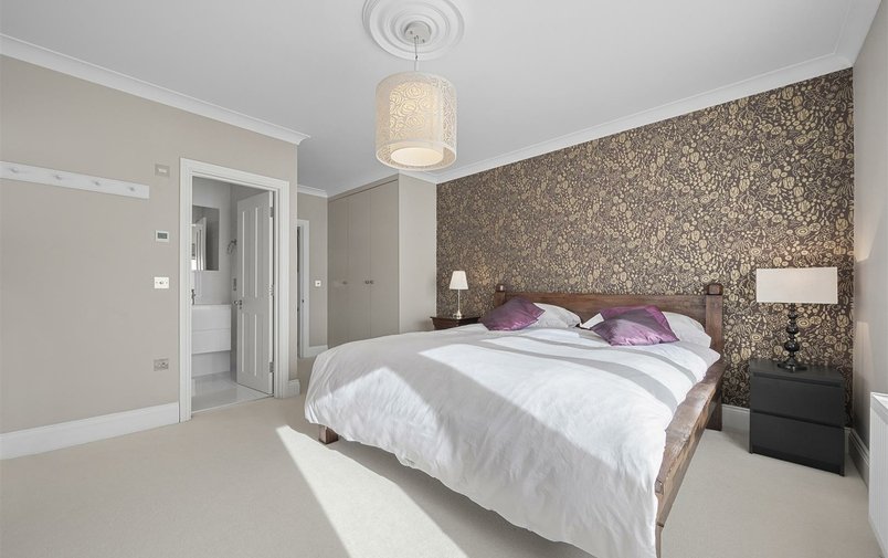 House for sale in Lyndale Avenue, Childs Hill
