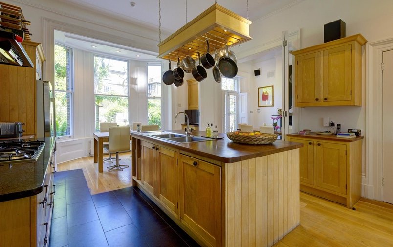 House for sale in Lyndhurst Road, Hampstead