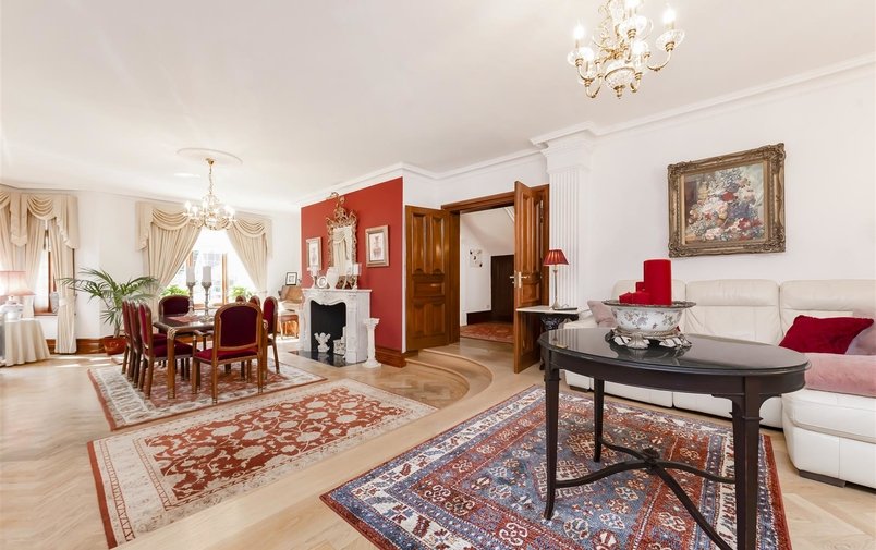 House for sale in North End Avenue, Hampstead