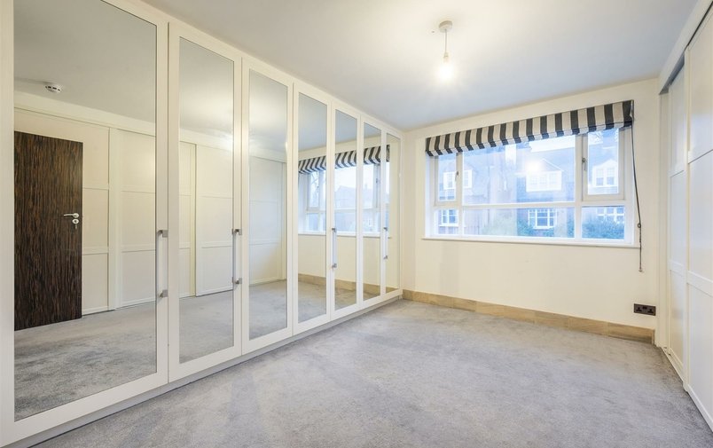 Flat for sale in Nutley Terrace, Hampstead