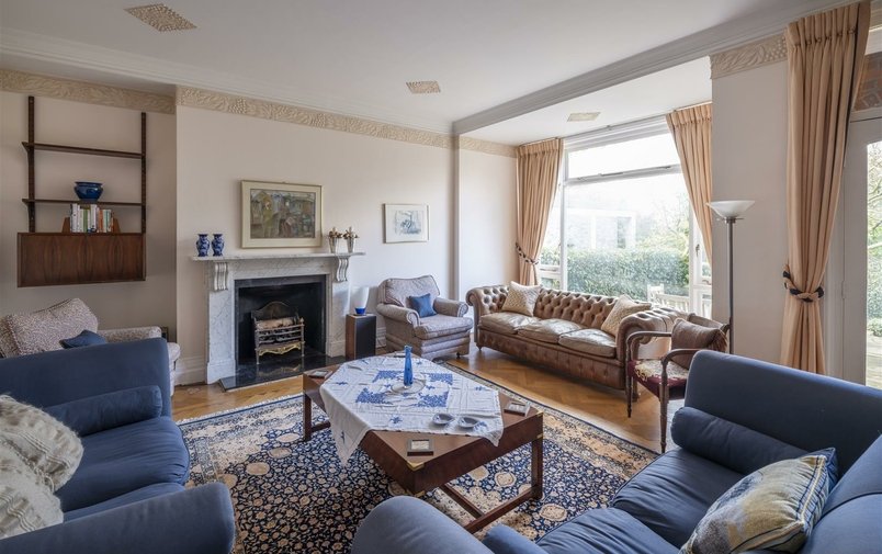 House for sale in Oakhill Avenue, Hampstead