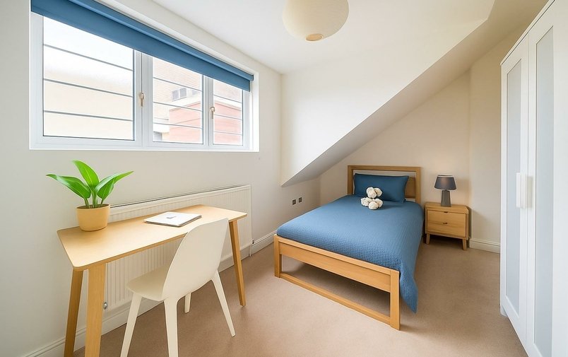 Flat for sale in Finchley Road, Hampstead