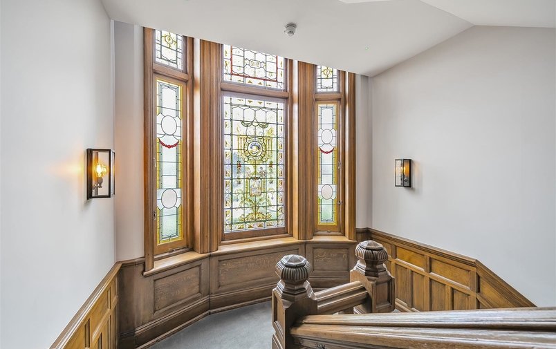 Flat for sale in Penthouse Apartment, Nutley Terrace, Hampstead