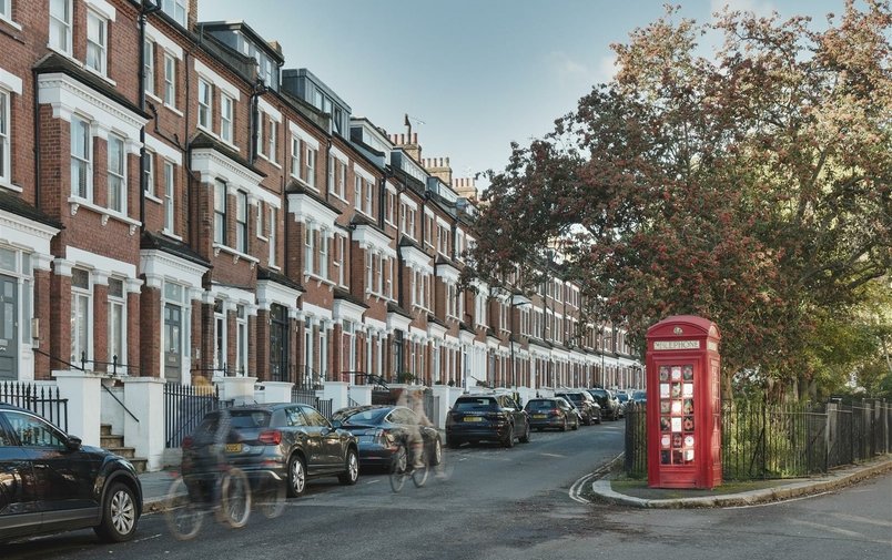 Flat for sale in Primrose Gardens, Belsize Park