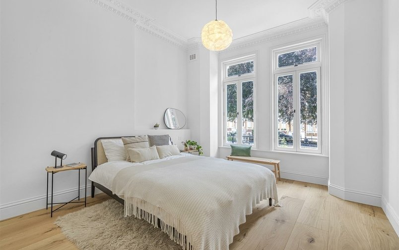 Flat for sale in Primrose Gardens, Belsize Park