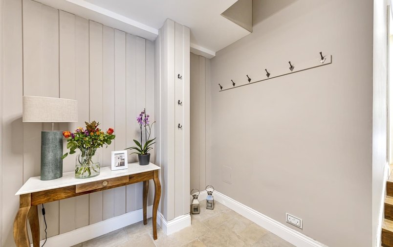 Flat for sale in Regents Park Road, Primrose Hill