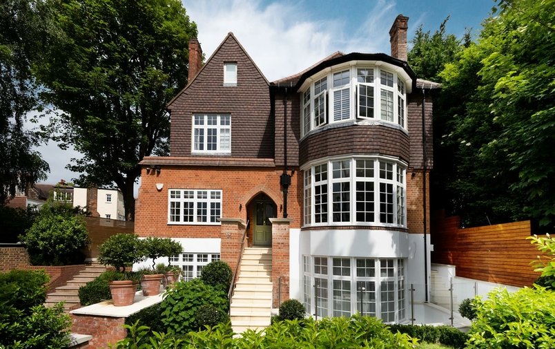 Flat for sale in Rosecroft Avenue, Hampstead