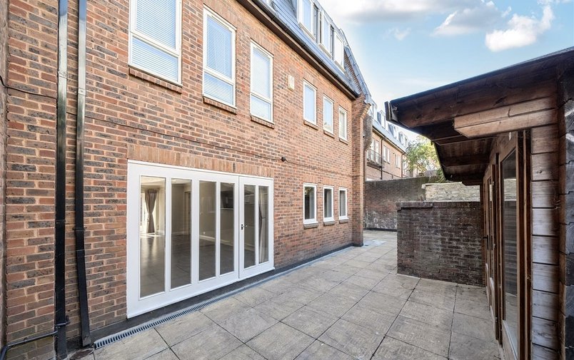 Flat for sale in Spencer Walk, Hampstead Vilage
