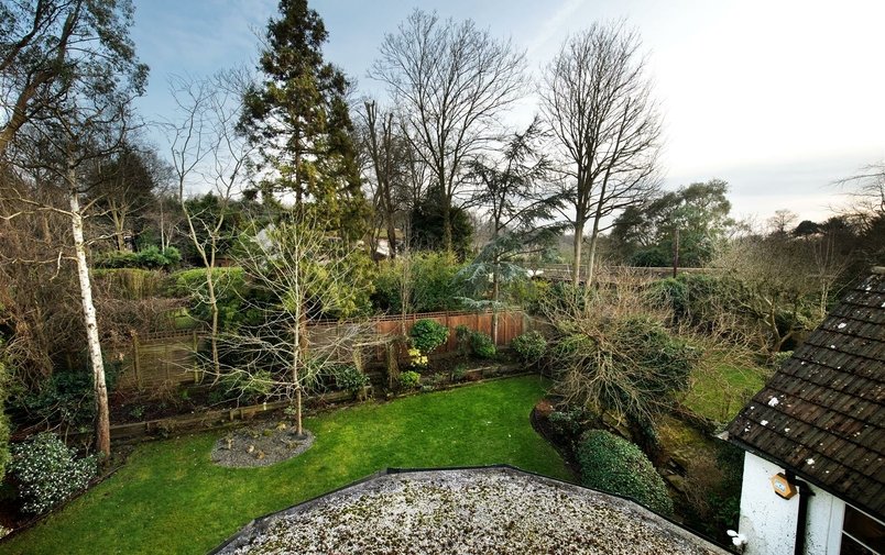 House for sale in The Park, Golders Hill Park