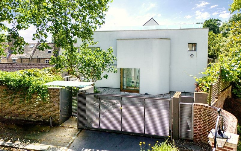 House for sale in Upper Terrace, Hampstead Village