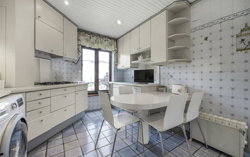 Flat for sale in Wedderburn Road, Hampstead