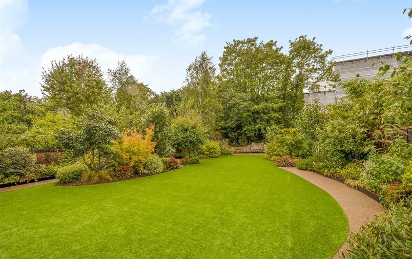 Flat for sale in Wedderburn Road, Hampstead