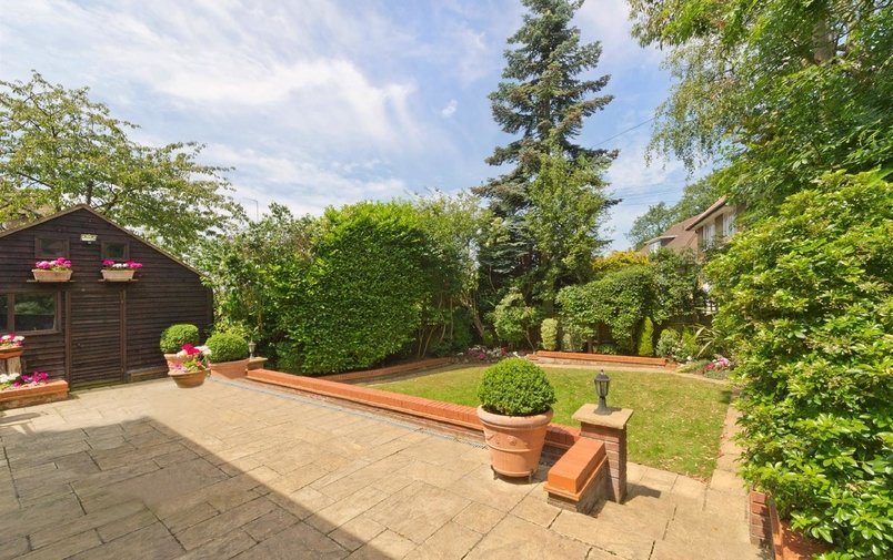 House for sale in West Heath Close, Hampstead