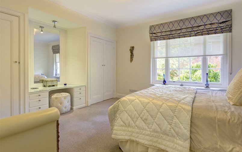House for sale in West Heath Close, Hampstead