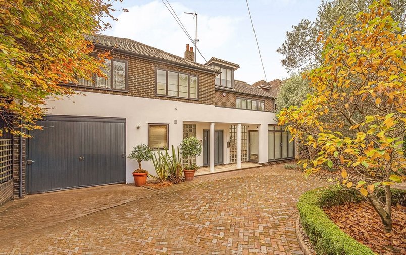 House for sale in West Heath Gardens, Hampstead