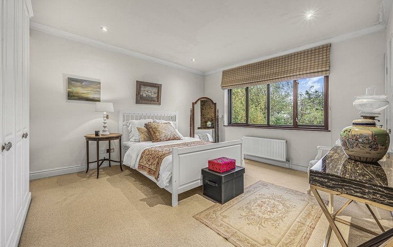 House for sale in West Heath Gardens, Hampstead