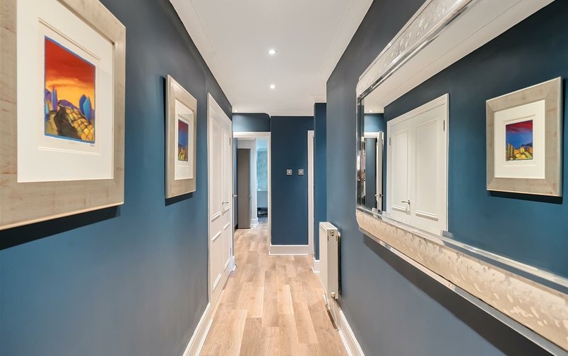 Flat for sale in West Heath Road, Hampstead