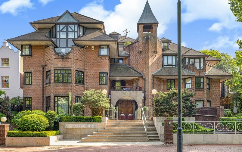 Flat for sale in West Heath Road, Hampstead