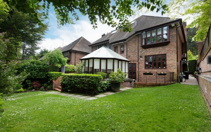 House for sale in Westover Hill, Hampstead