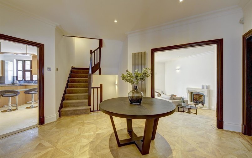 House for sale in Westover Hill, Hampstead