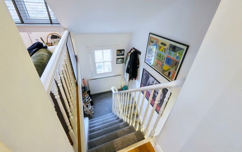 Flat for sale in Willoughby Road, Hampstead Village