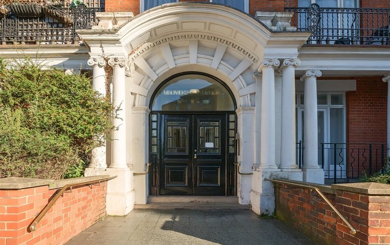 Property to rent in Arkwright Mansions, Finchley Road, London