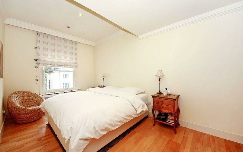 Flat to rent in Buckland Crescent, Belsize Park