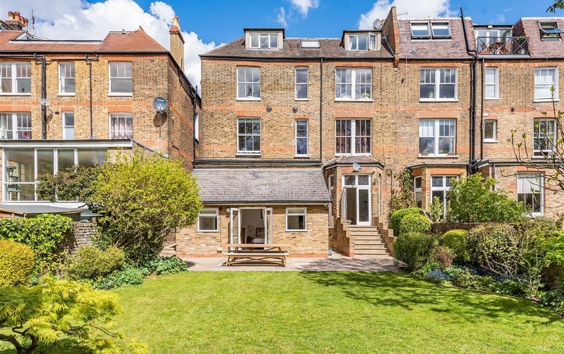 Property to rent in Canfield Gardens, South Hampstead