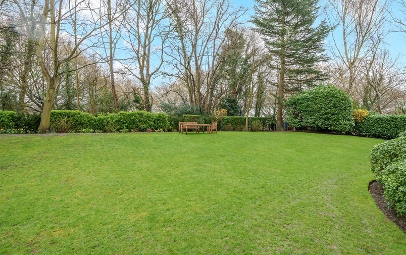 Property to rent in East Heath Road, Hampstead