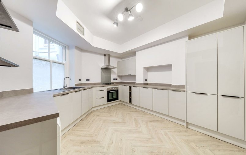 Property to rent in East Heath Road, Hampstead