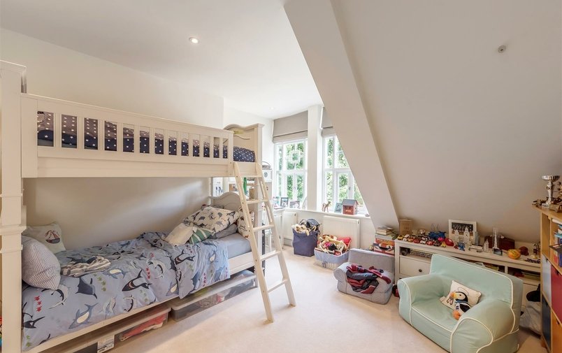 Flat to rent in Ellerdale Road, Hampstead