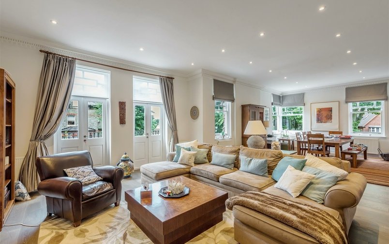 Flat to rent in Ellerdale Road, Hampstead