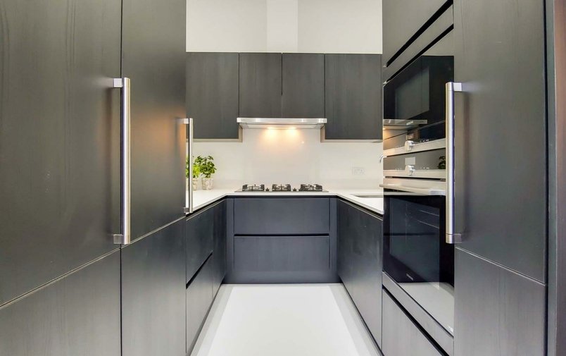 Flat to rent in Fitzjohns Avenue, Hampstead
