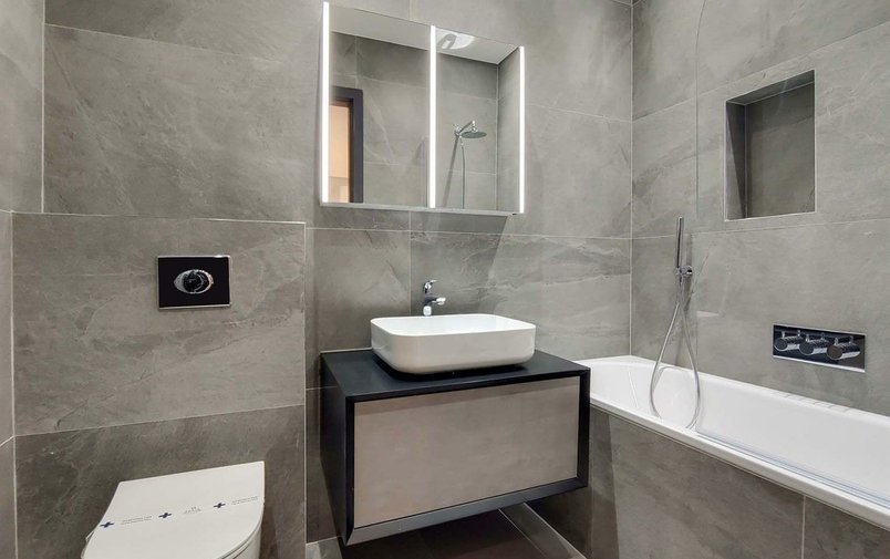 Flat to rent in Fitzjohns Avenue, Hampstead