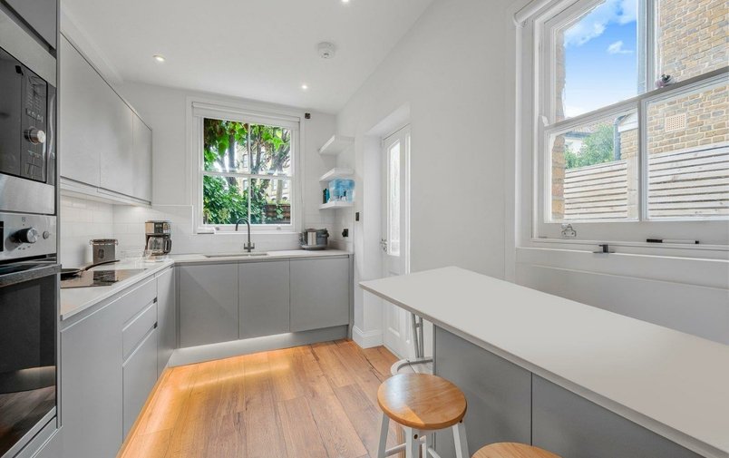 House to rent in Gayton Road, London