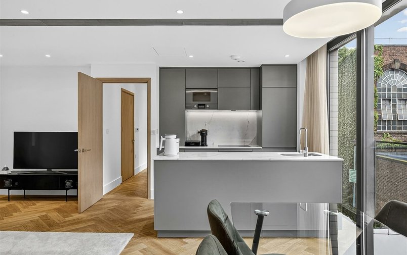Flat to rent in Haverstock Hill, Belsize Park