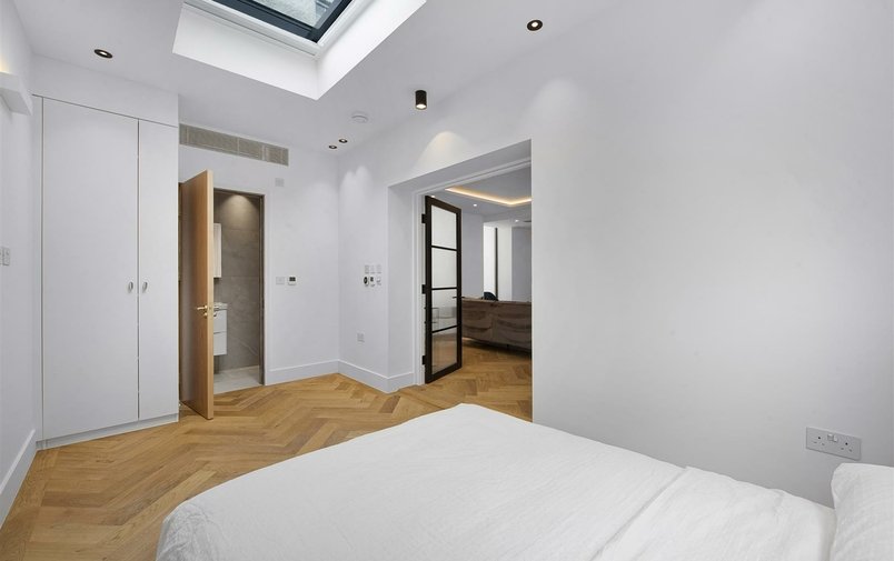 Flat to rent in Haverstock Hill, Belsize Park