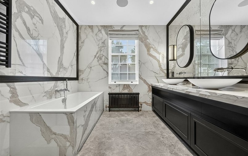 House to rent in Heath Drive, Hampstead