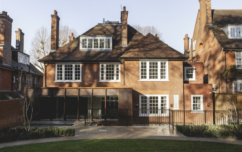 House to rent in Heath Drive, Hampstead