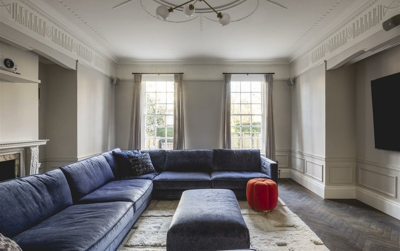 House to rent in Heath Drive, Hampstead