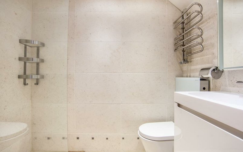 Flat to rent in Heysham Lane, London