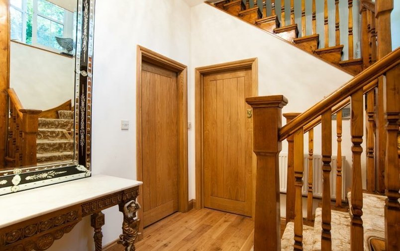 Flat to rent in Heysham Lane, London