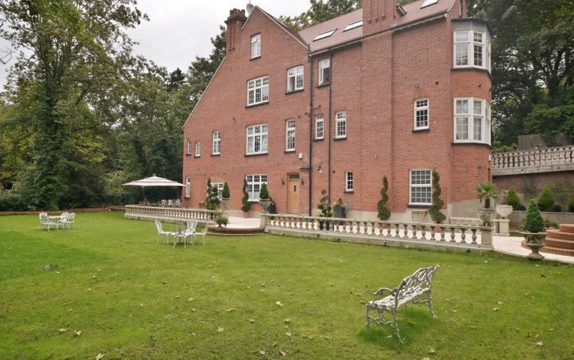 Flat to rent in Heysham Lane, London