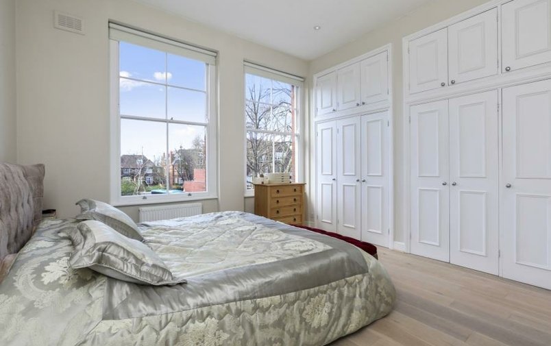 Flat to rent in Maresfield Gardens, Hampstead