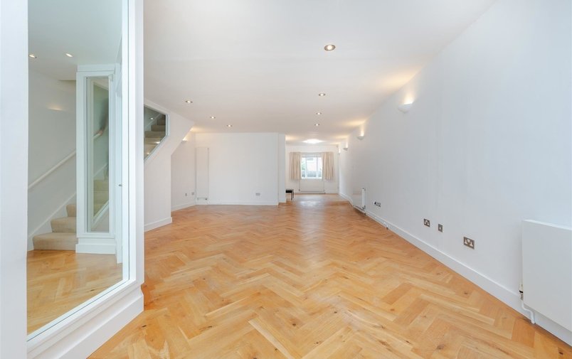 House to rent in Maryon Mews, Hampstead