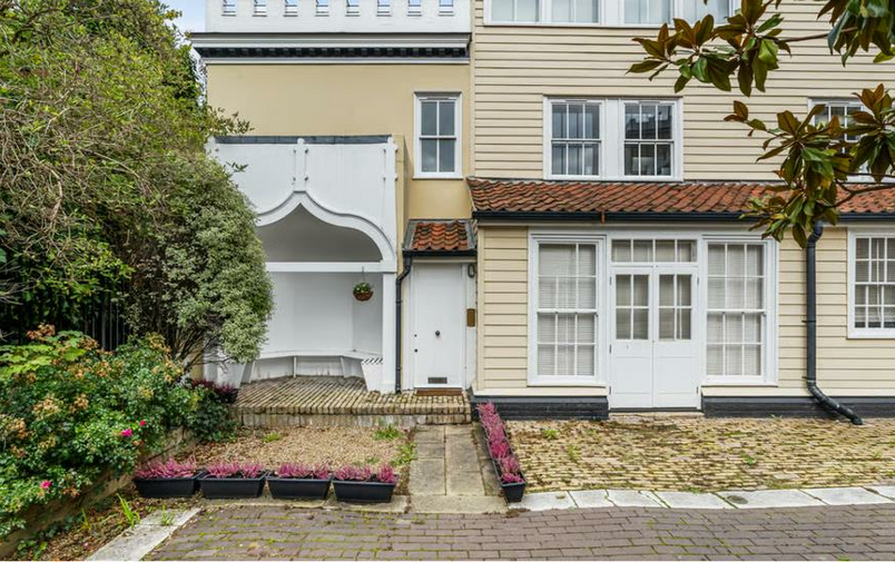 House to rent in North End Way, Hampstead